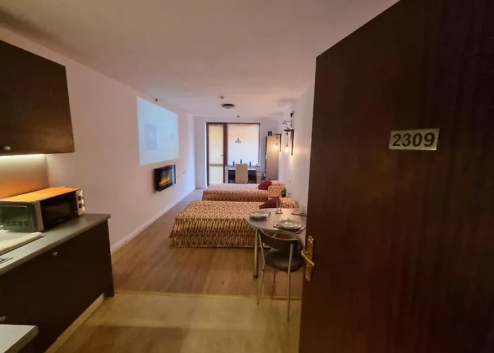 Mountain Paradise 2 - Quiet Cosy - Balcony, Wifi