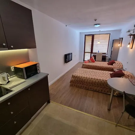 Daire Mountain Paradise 2 - Quiet Cosy - Balcony, Wifi Bansko