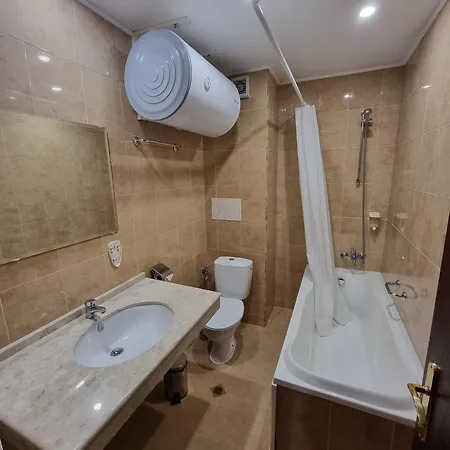 Mountain Paradise 2 - Quiet Cosy - Balcony, Wifi Bansko