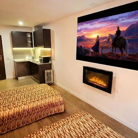 Mountain Paradise 2 - Quiet Cosy - Balcony, Wifi Διαμέρισμα *