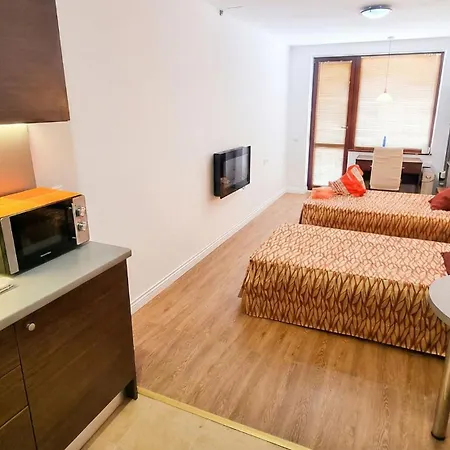 Mountain Paradise 2 - Quiet Cosy - Balcony, Wifi Διαμέρισμα *