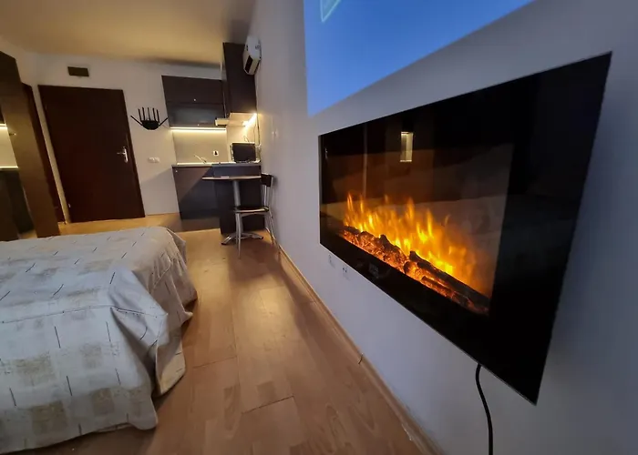 Mountain Paradise 2 - Quiet Cosy - Balcony, Wifi *